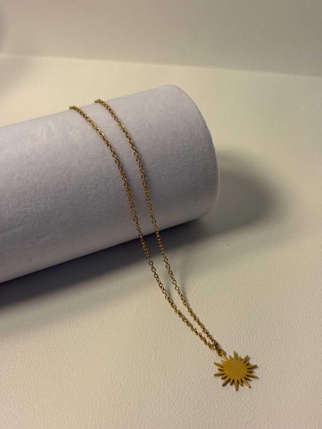 COLLIER "HELIN"