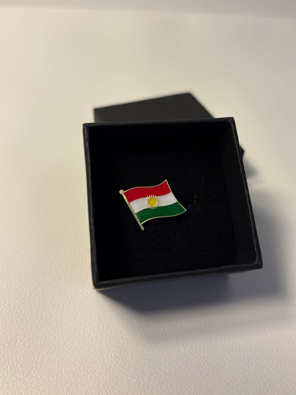 PIN'S DRAPEAU KURDISTAN